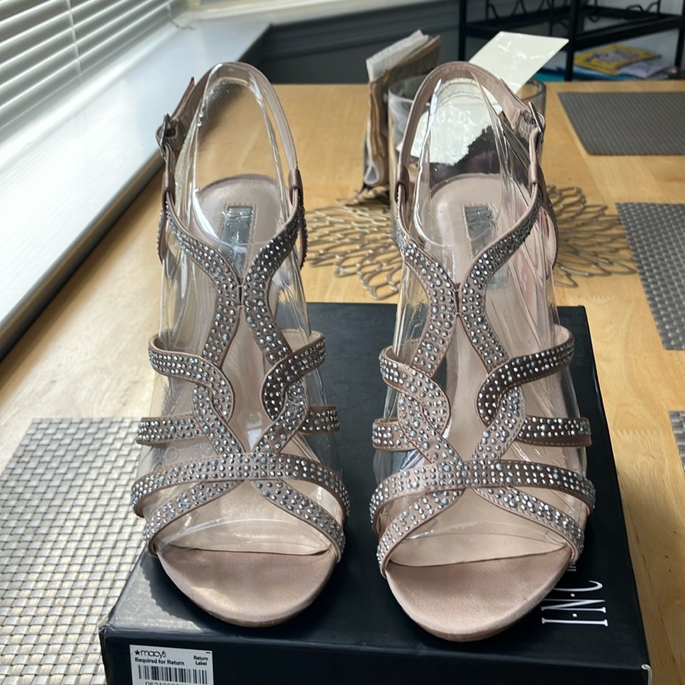 Inc RANDIIBIS heels in bisque